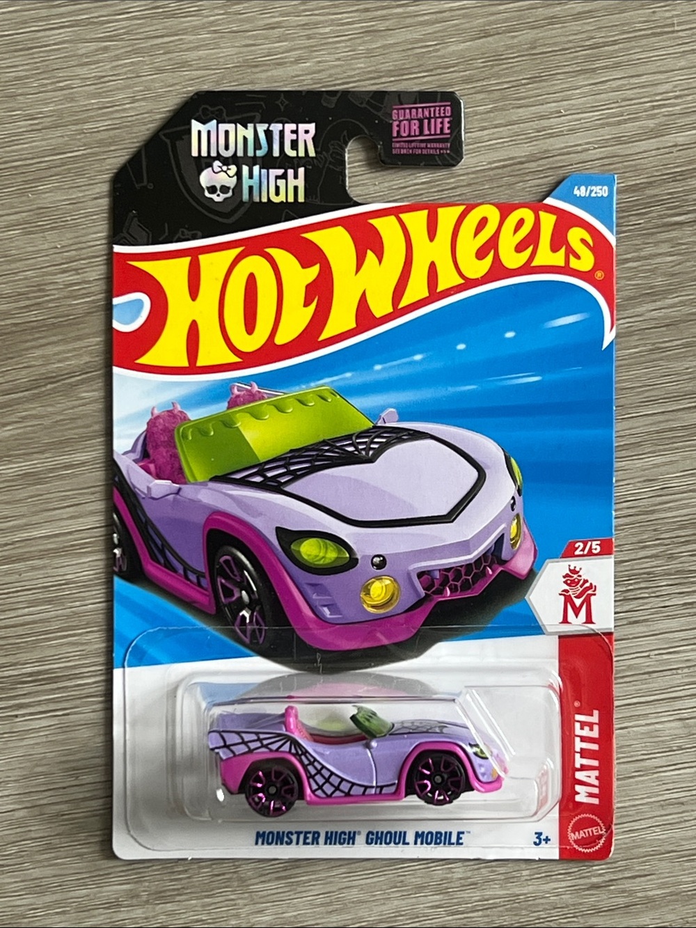 Monster High Ghoul Mobile - Hot Wheels